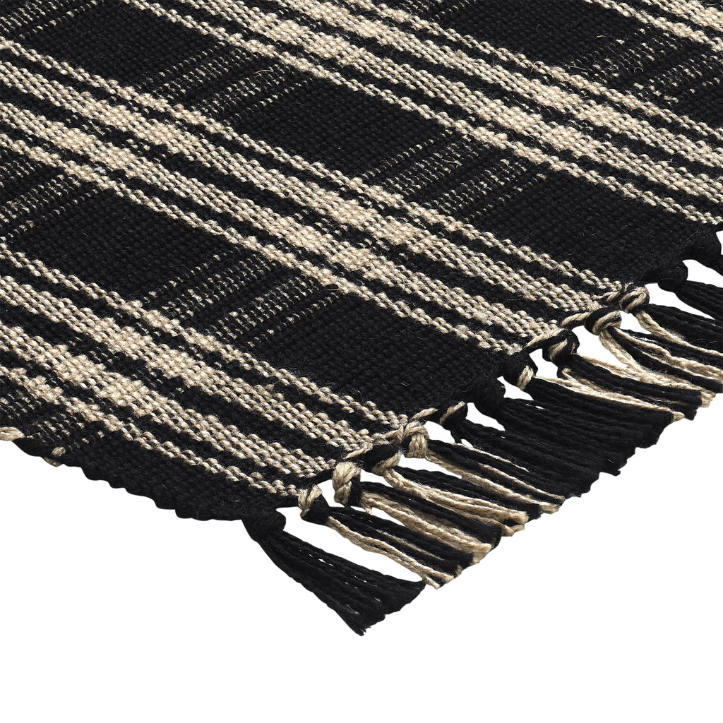 My Texas House Halloween Black Plaid Indoor/Outdoor Layering Rug, 24" x 38"