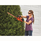 BLACK AND DECKER 20V MAX 18 in Cordless Hedge Trimmer - LHT218C1