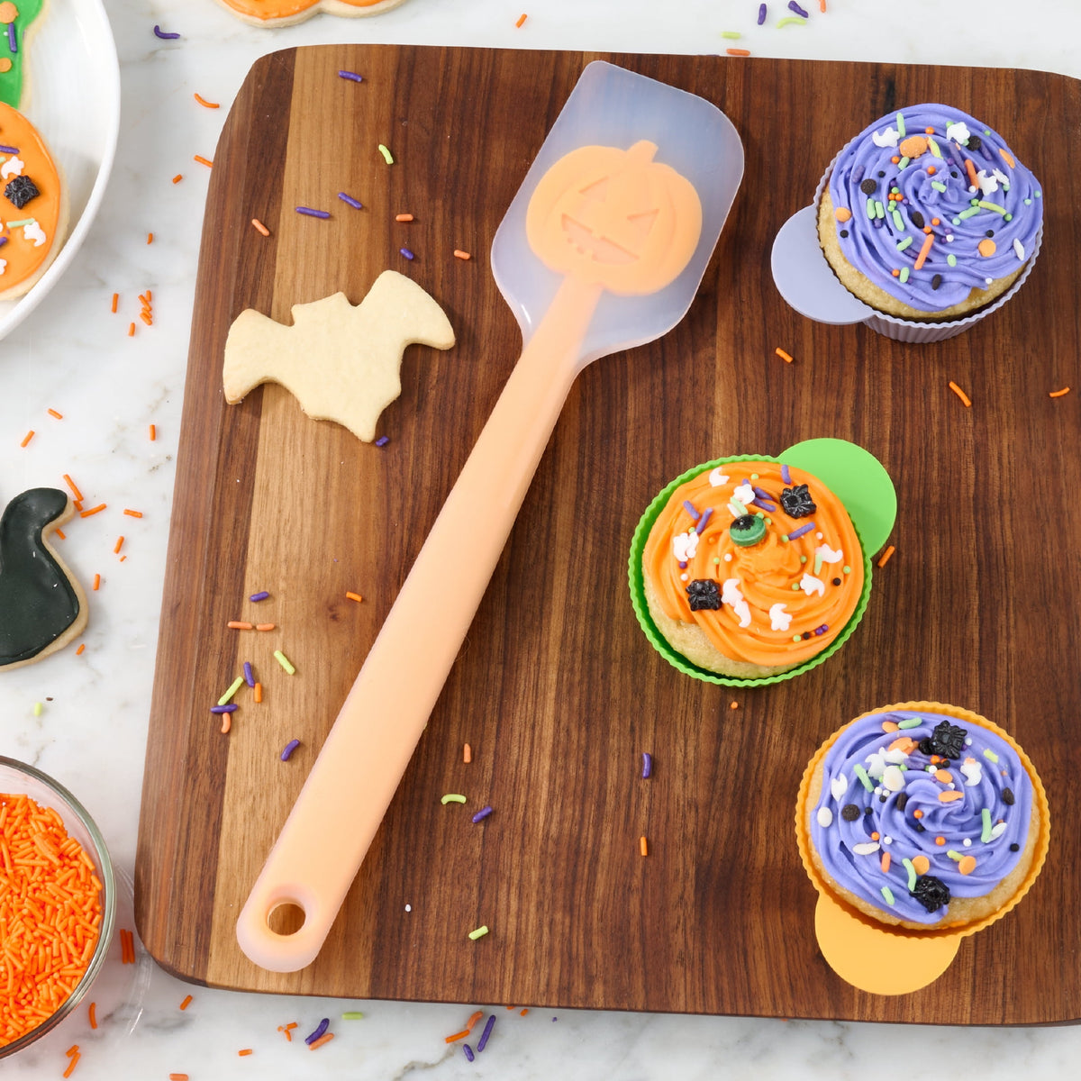 Way To Celebrate 12” Silicone 3D Spatula, Jack-o’-lantern, Orange