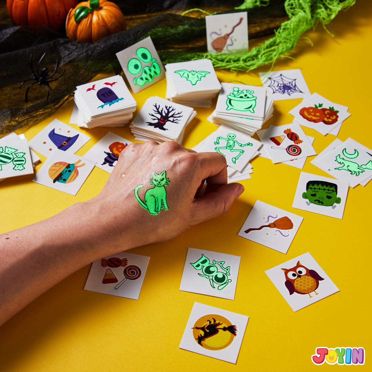 Joyfy 300+ Halloween Temporary Tattoos, Glow in The Dark Tattoos for Kids, Halloween Toys Bulk, Halloween Trick or Treat Toys, Halloween Party Favor