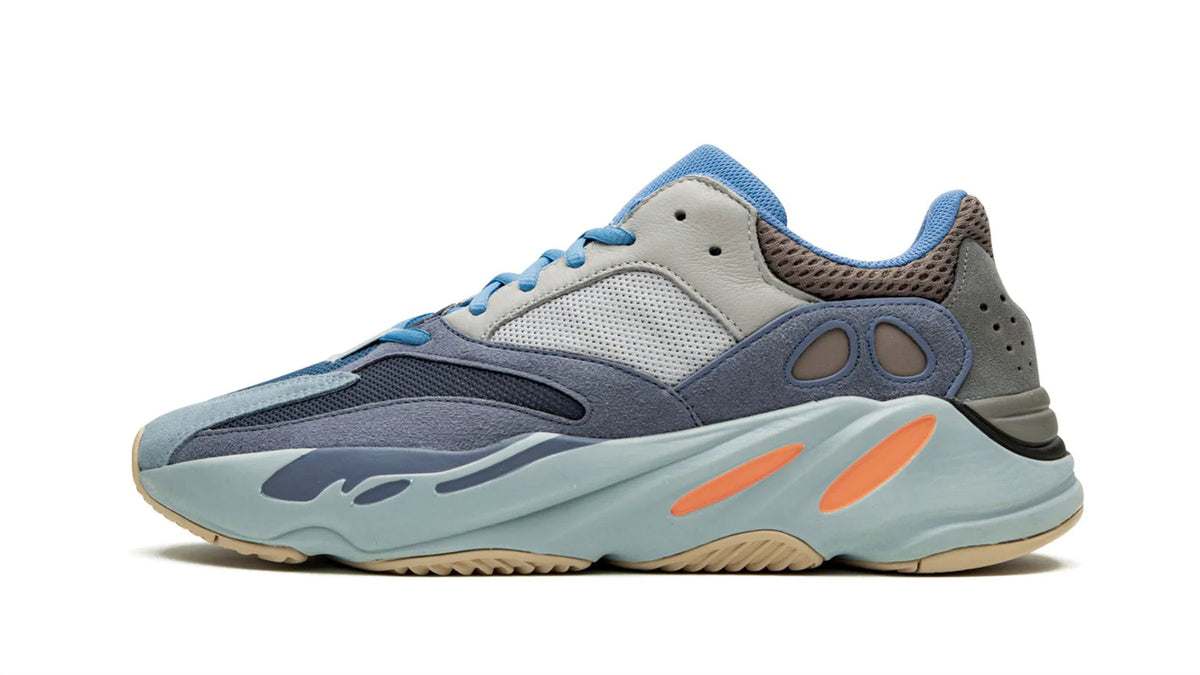 YEEZY Boost 700 Sneakers - Carbon Blue