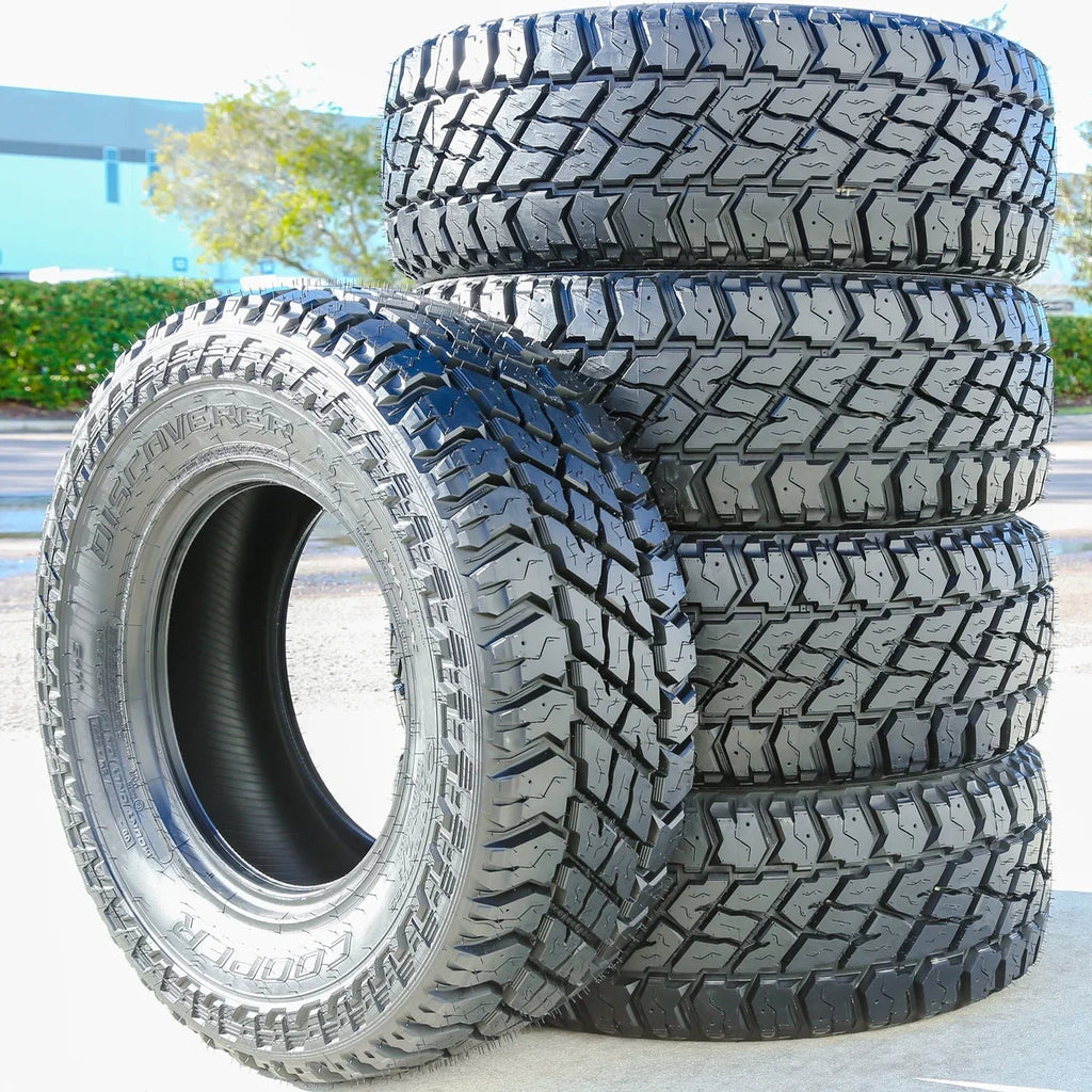 Set Of 4 LT275/70R18 125/122Q E 10-Ply M/T Mud Tires