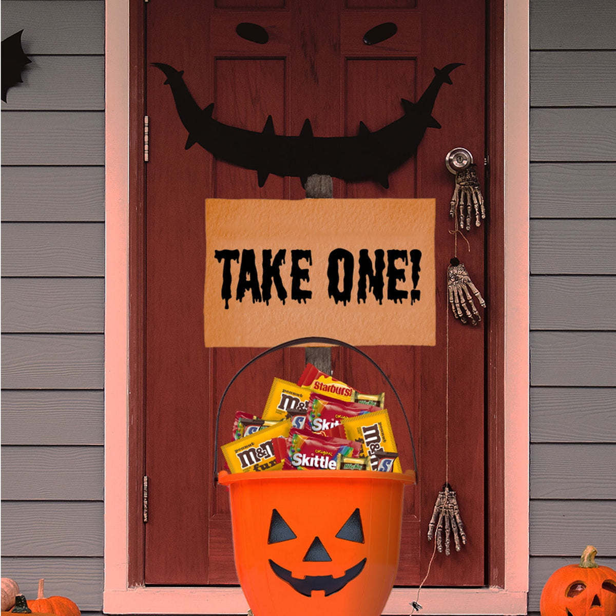 M&M's, Skittles & More Fun Size Halloween Candy Variety Pack - 195 Ct Bulk Bag