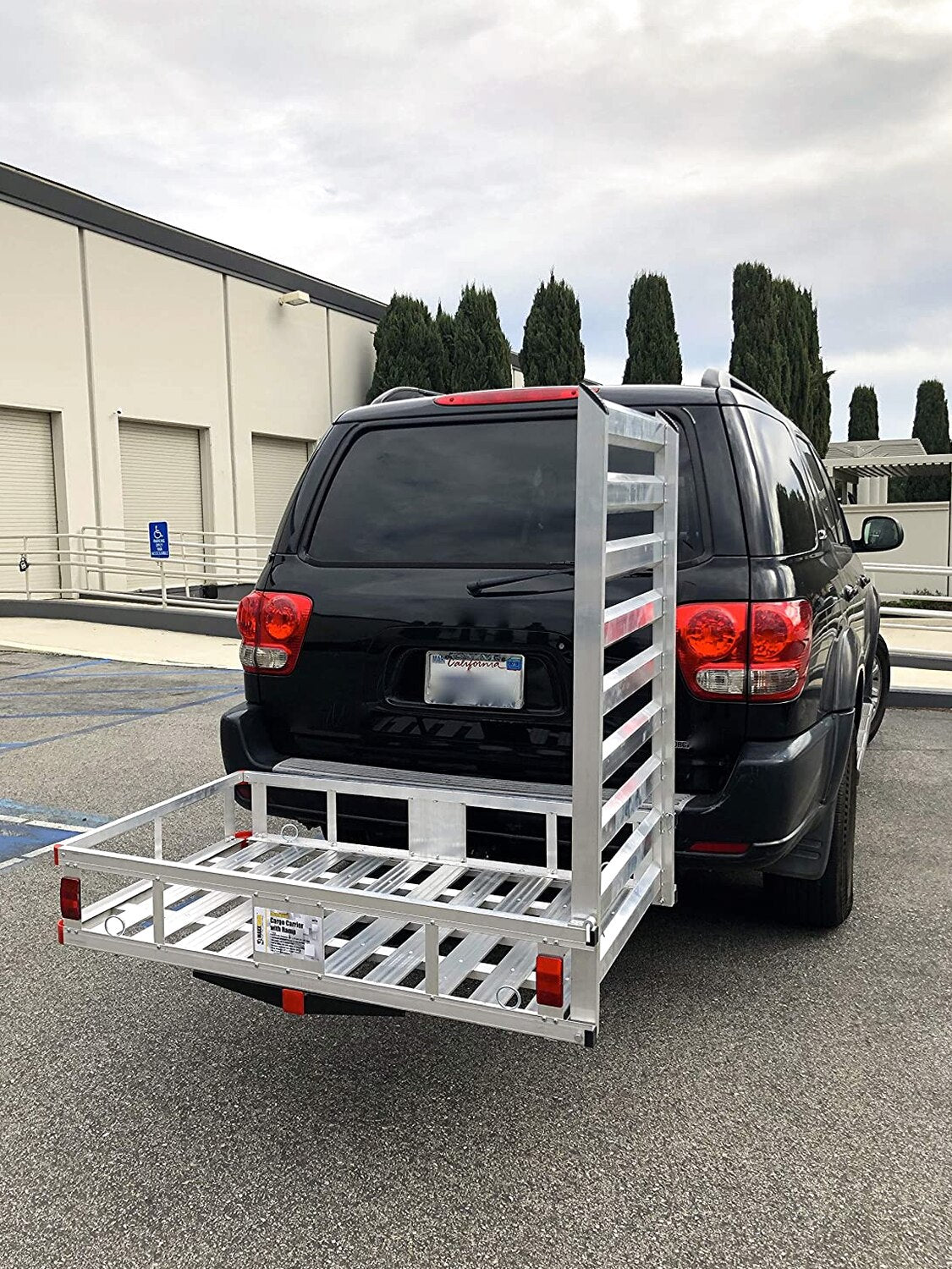 Aluminum Hitch Mount Cargo Carrier With 47 Inch Long Ramp, 1 Pack - 80779