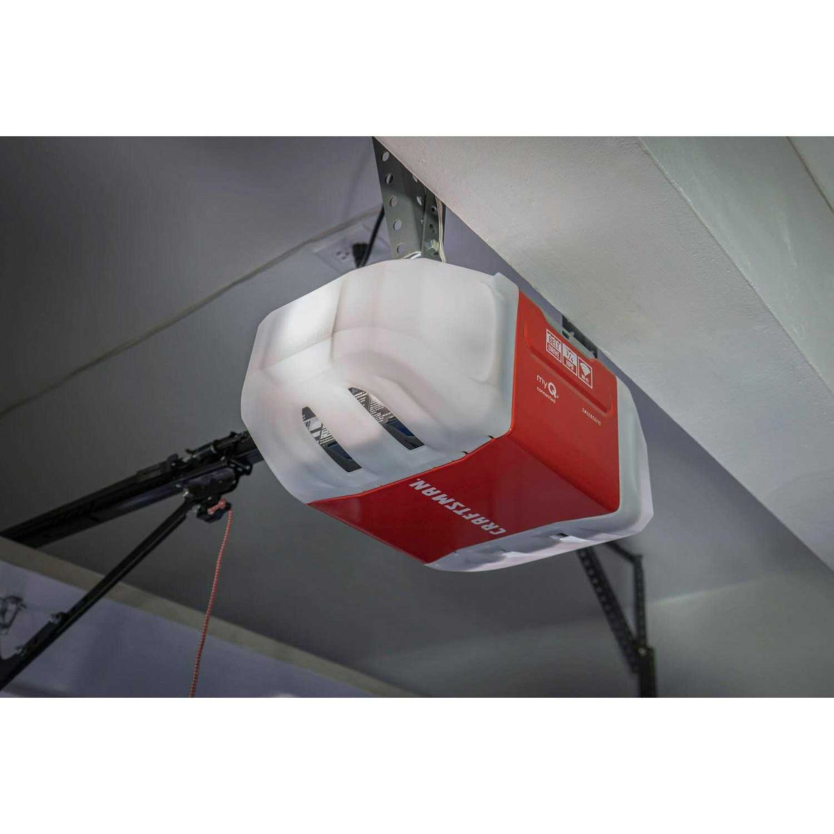 CRAFTSMAN 3/4 Hps MyQ Smart Belt Drive Garage Door Opener With Wi-Fi - CMXEOCG772