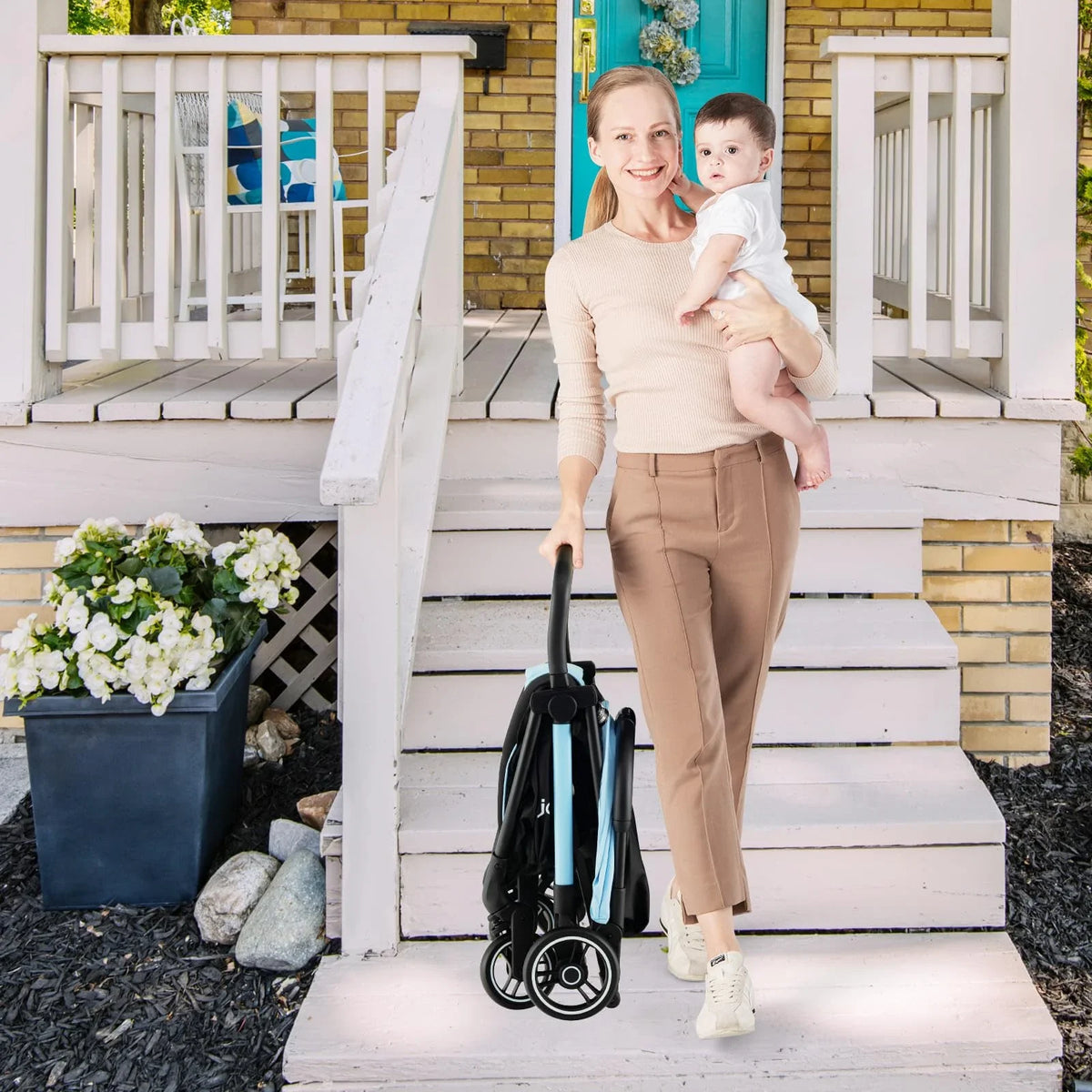 Compact Travel Stroller With Adjustable Backrest, Canopy And 7 kg Weight - 6-36 Months