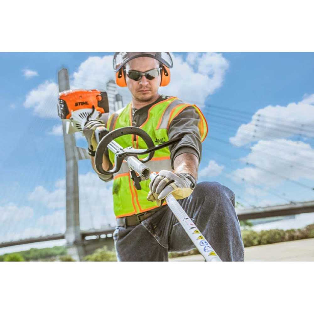 STIHL Kombi Motor Gas 36.3 cc - KM 131 R