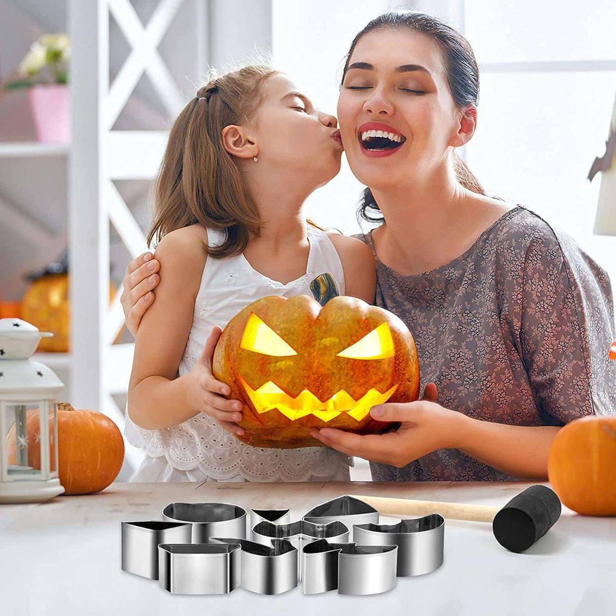 15 Pieces Halloween Pumpkin Carving Kit + Hammer, Professional Stainless Steel Carving Punchers Tools Set, Pumpkin Cutting Sculpting Tool for Halloween Decoration Jack-O-Lanterns