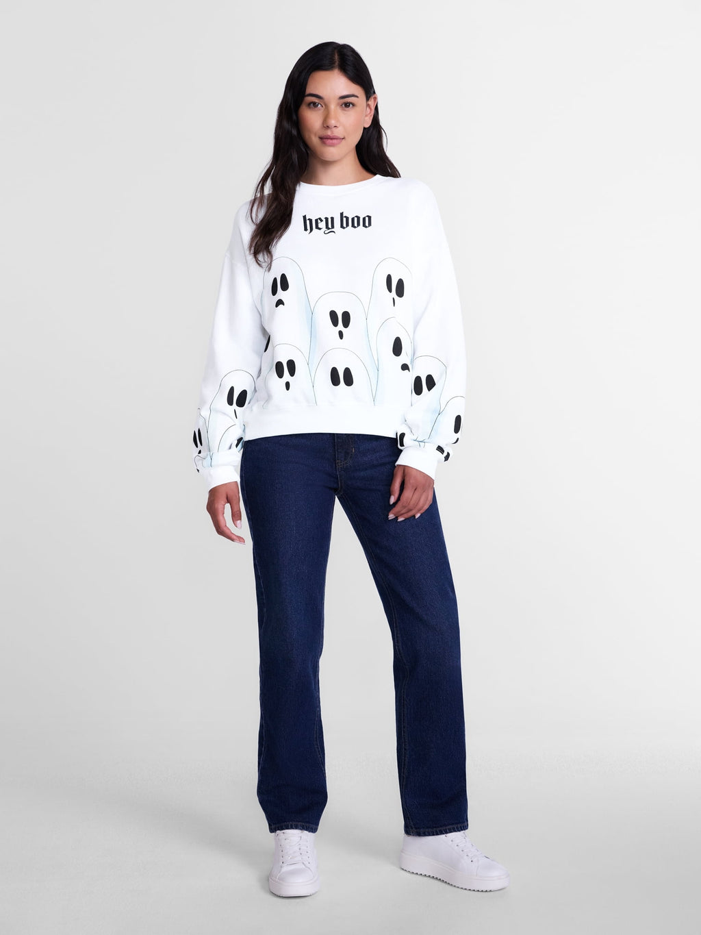 Halloween Women's Hey Boo Graphic Sweatshirt with Long Sleeves