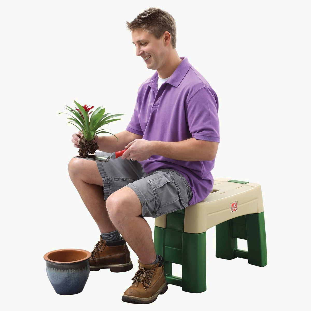 Step 2 Garden Kneeler Seat, Green - 16.25 in H x 21.75 in W x 10.75 in D