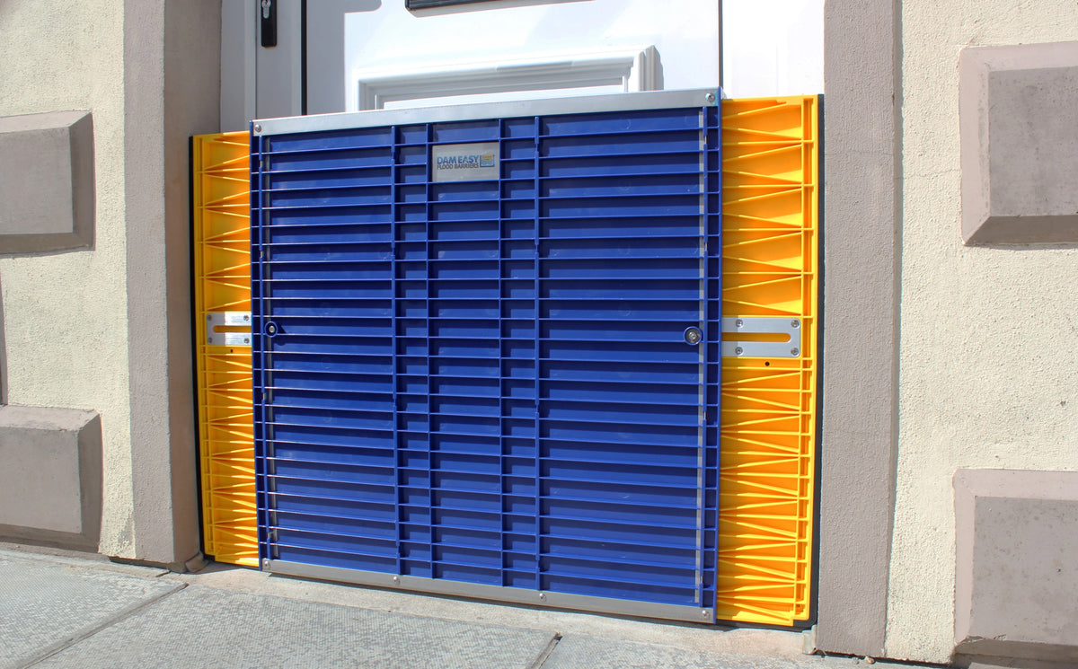 Dam Easy Flood Barrier 30 in H x 30 in W x 2.75 in L, 1 Pack