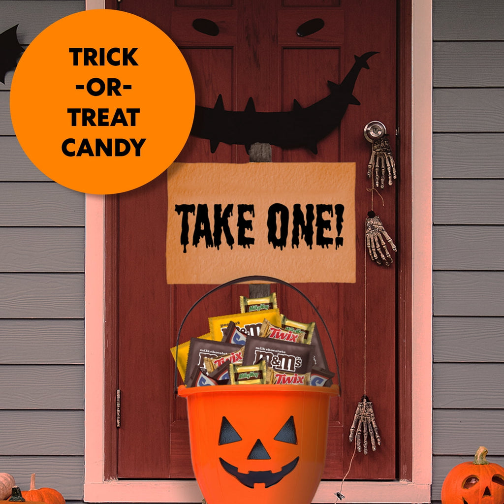 M&M's, Snickers, Twix & Milky Way Chocolate Halloween Candy Variety Pack - 200 Ct Bulk Bag