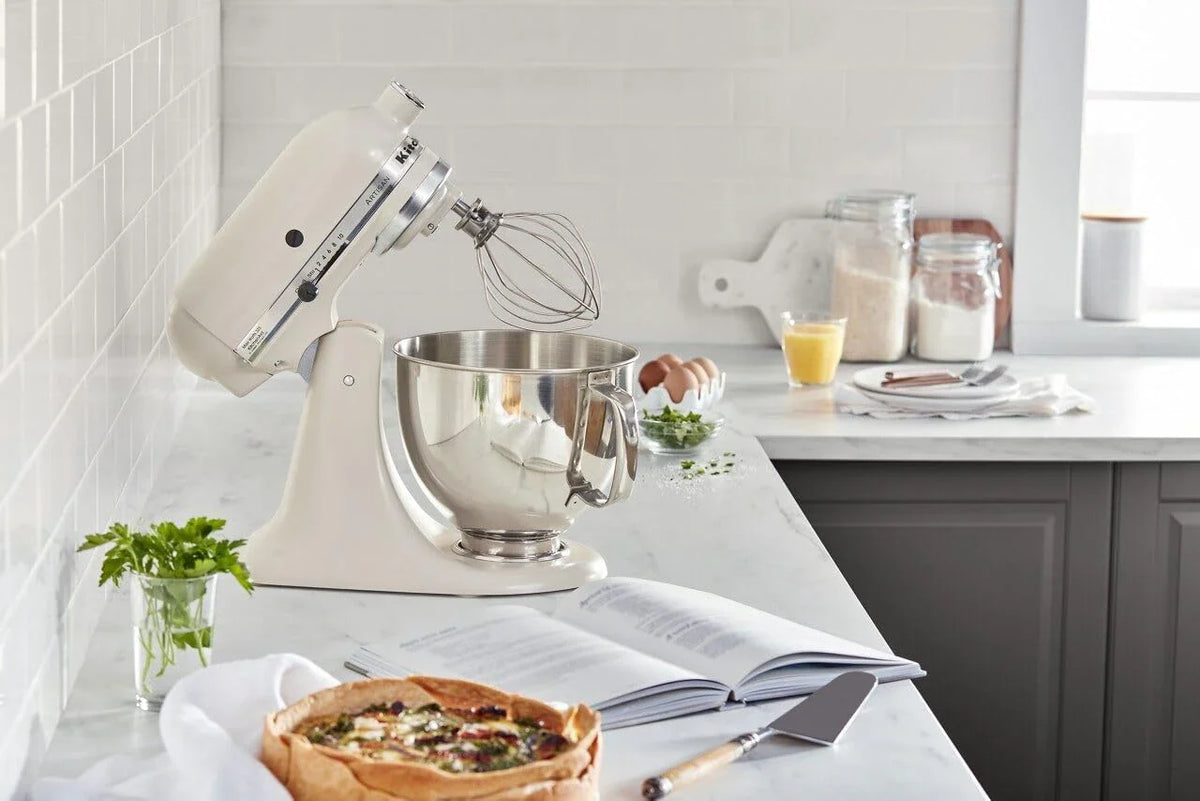 KitchenAid Artisan Series 5 Quart Tilt-Head Stand Mixer
