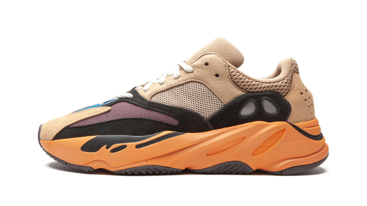YEEZY BOOST 700 Low-Top Sneakers, Enflame Amber