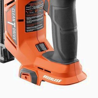 RIDGID 18V Brushless Cordless Nailer Combo Kit With 18-Gauge Brad And 16-Gauge Finish Nailers